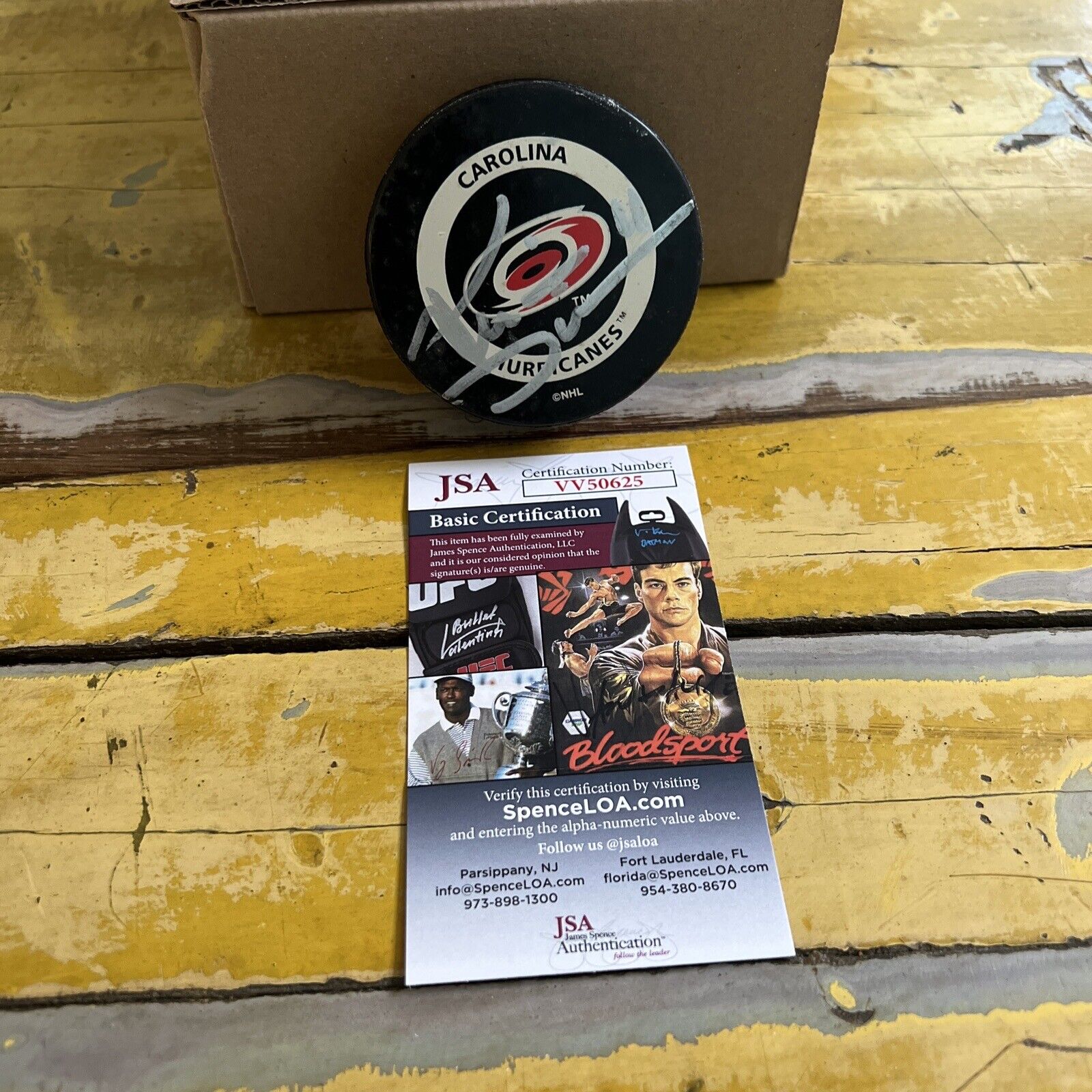 NHL Kevin Dineen Autographed Signed Hurricanes Official Game Hockey Puck JSA COA