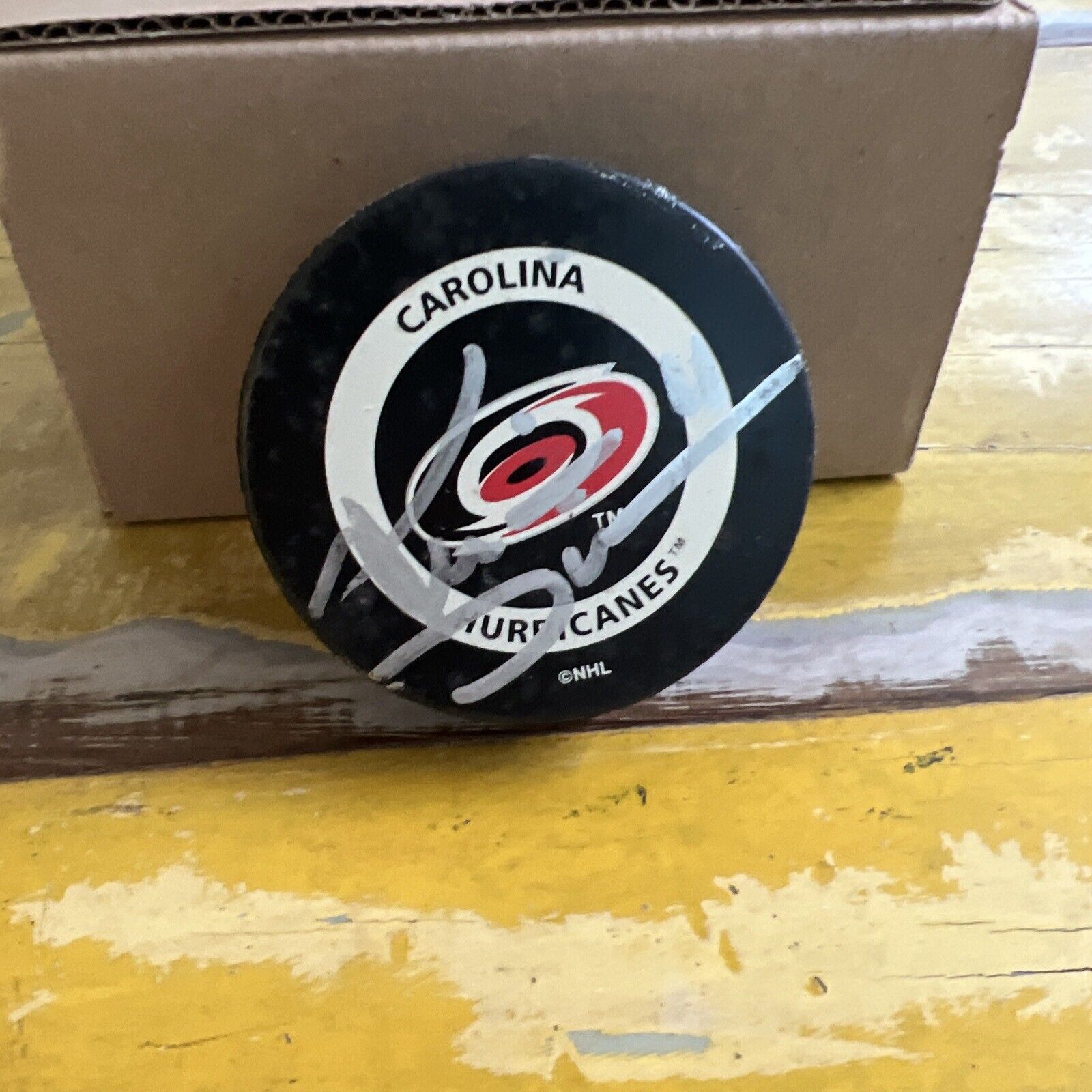 NHL Kevin Dineen Autographed Signed Hurricanes Official Game Hockey Puck JSA COA