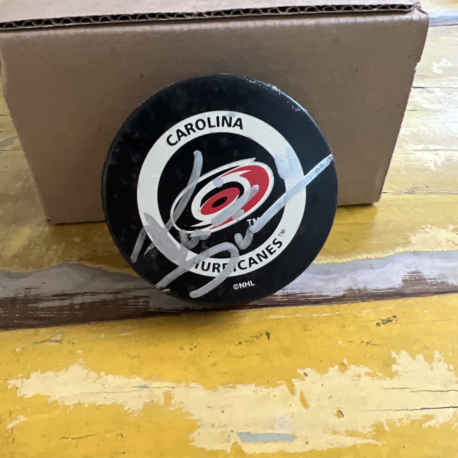 NHL Kevin Dineen Autographed Signed Hurricanes Official Game Hockey Puck JSA COA