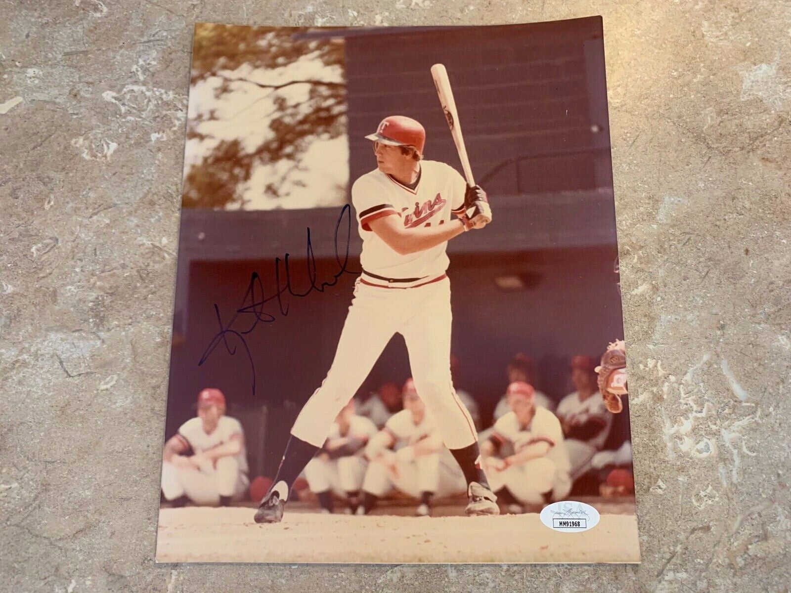 Kent Hrbek Vintage Twins Autographed 8x10 Sports Photo  JSA COA #MM91968