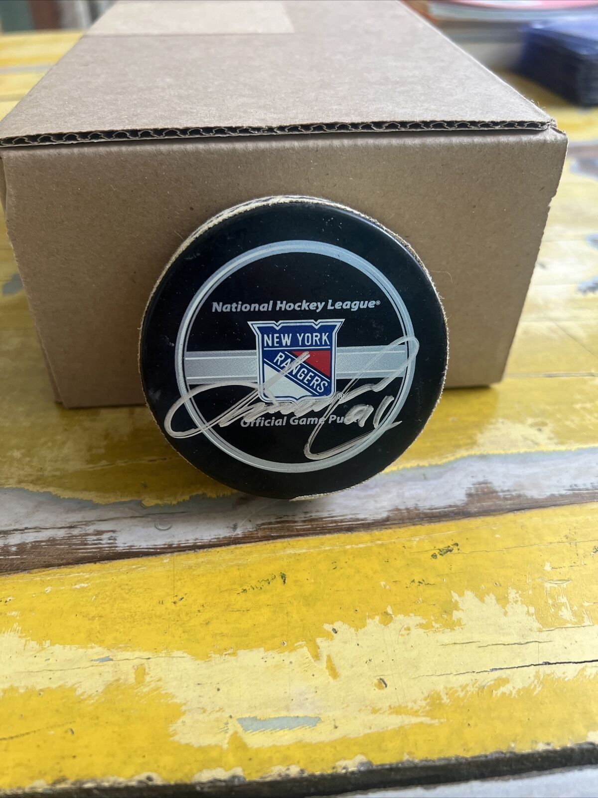 NHL Markus Naslund Autographed Signed Rangers Official Game Puck JSA COA