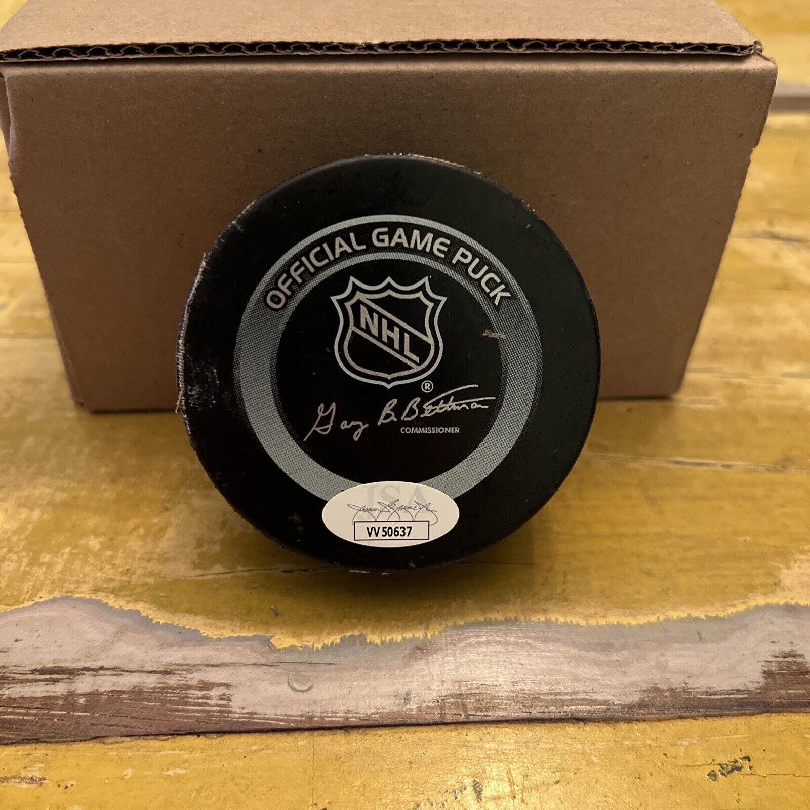 NHL Shaye Corson Autographed Signed Leafs Official Game Puck JSA COA