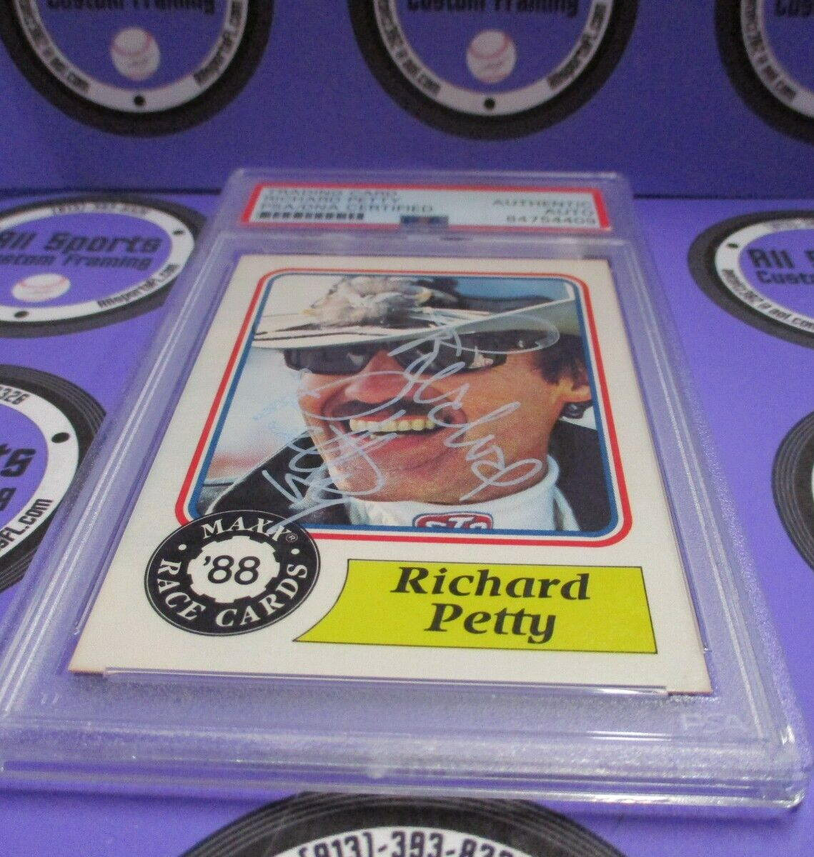 Richard Petty Autographed Signed 1988 Nascar Maxx Racing Cards #43 PSA Slab