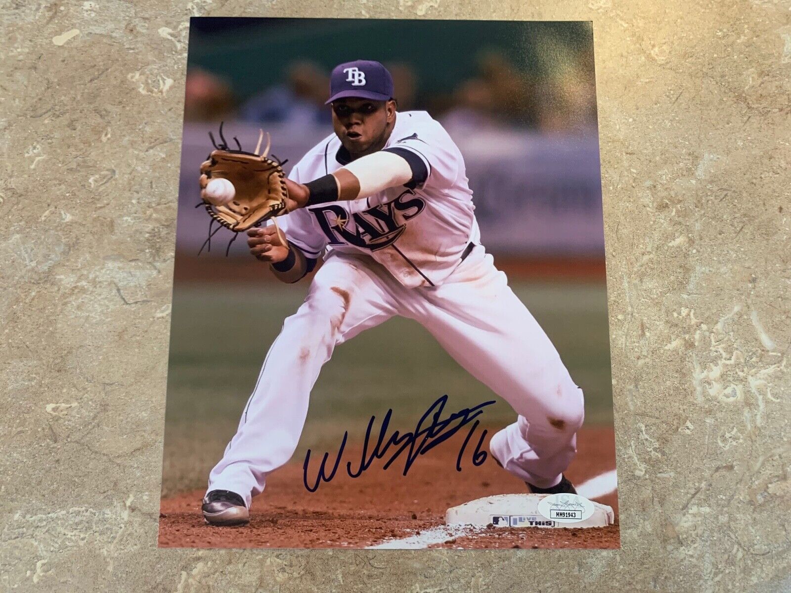 Willy Aybar 2008 Tampa Bay Rays Autographed 8x10 Sports Photo JSA COA #MM91943