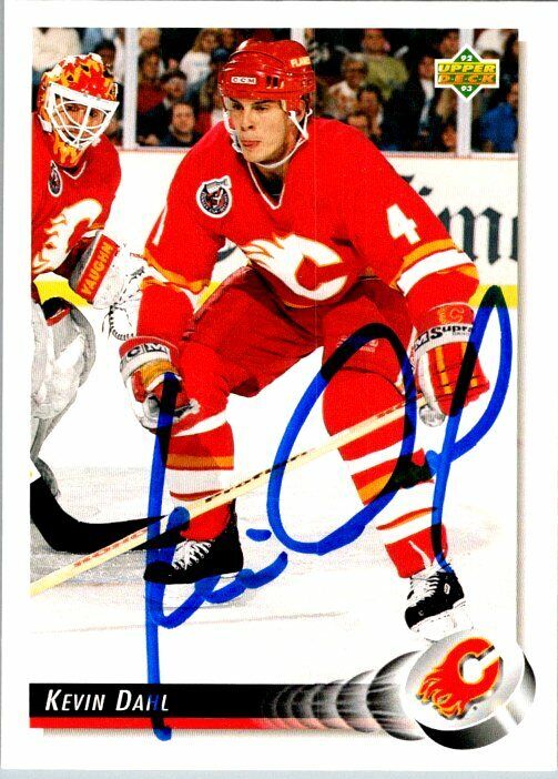 Kevin Dahl Calgary Flames Hand Signed 1992-93 UD Hockey Card #493 NM-MT