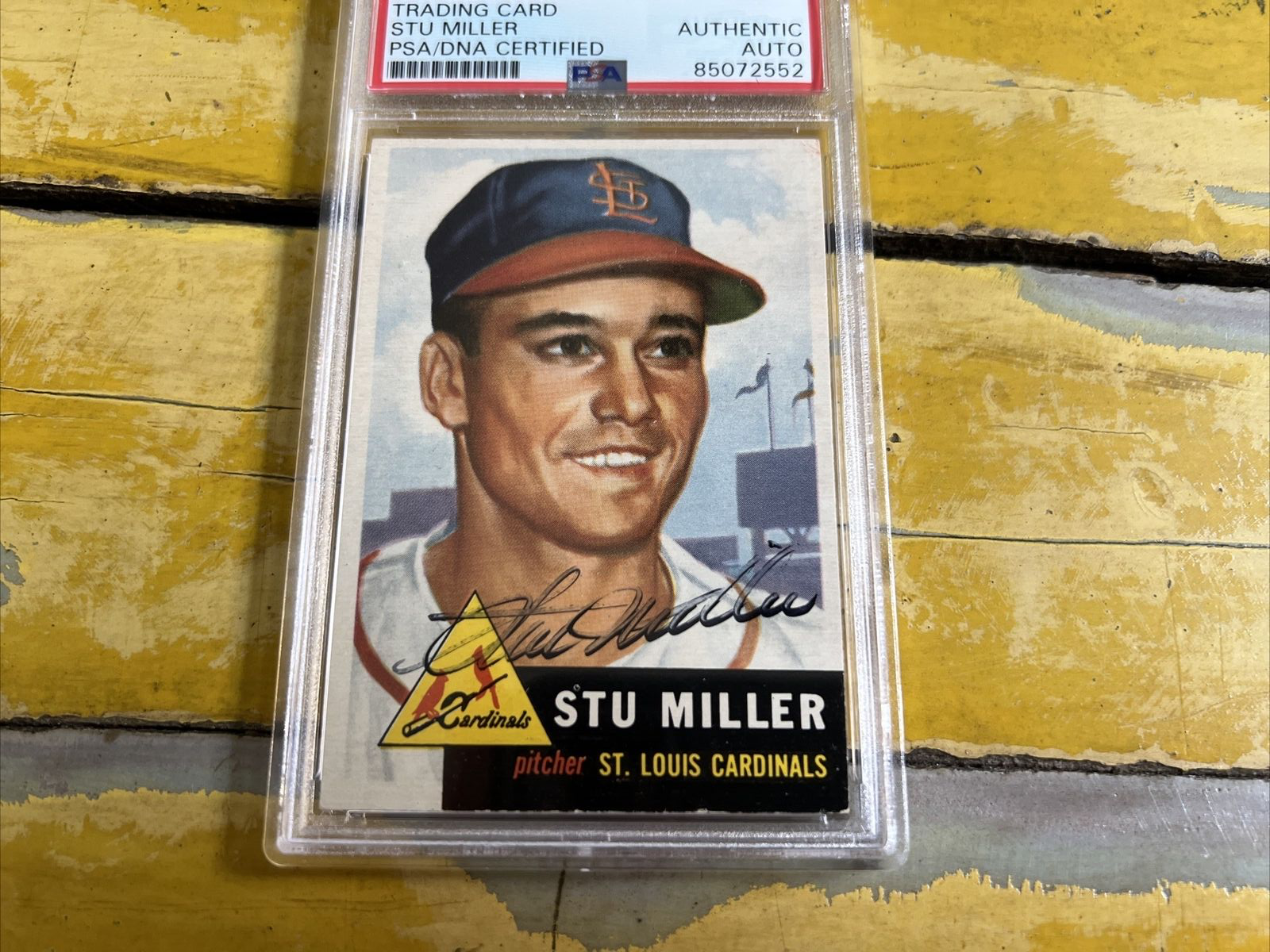 Stu Miller Cardinals Autographed Signed Vintage 1953 Topps Card #183 PSA Slab