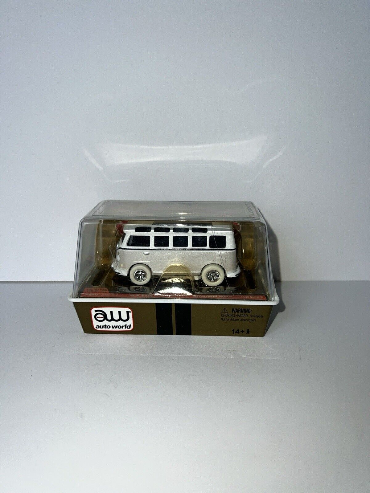 Rare Auto World 1965 Volkswagon Sambia Bus White Wheels Slot Car New In Package