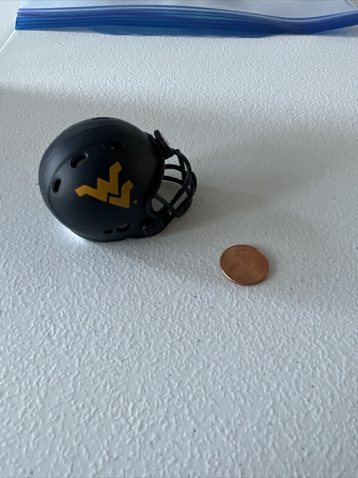 NCAA West Virginia Riddell Brand Licensed May 2015 Mini Helmet Pocket Pro