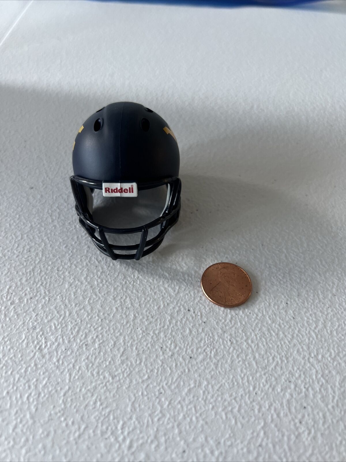 NCAA West Virginia  Riddell Brand Licensed July 2013 Mini Helmet Pocket Size New