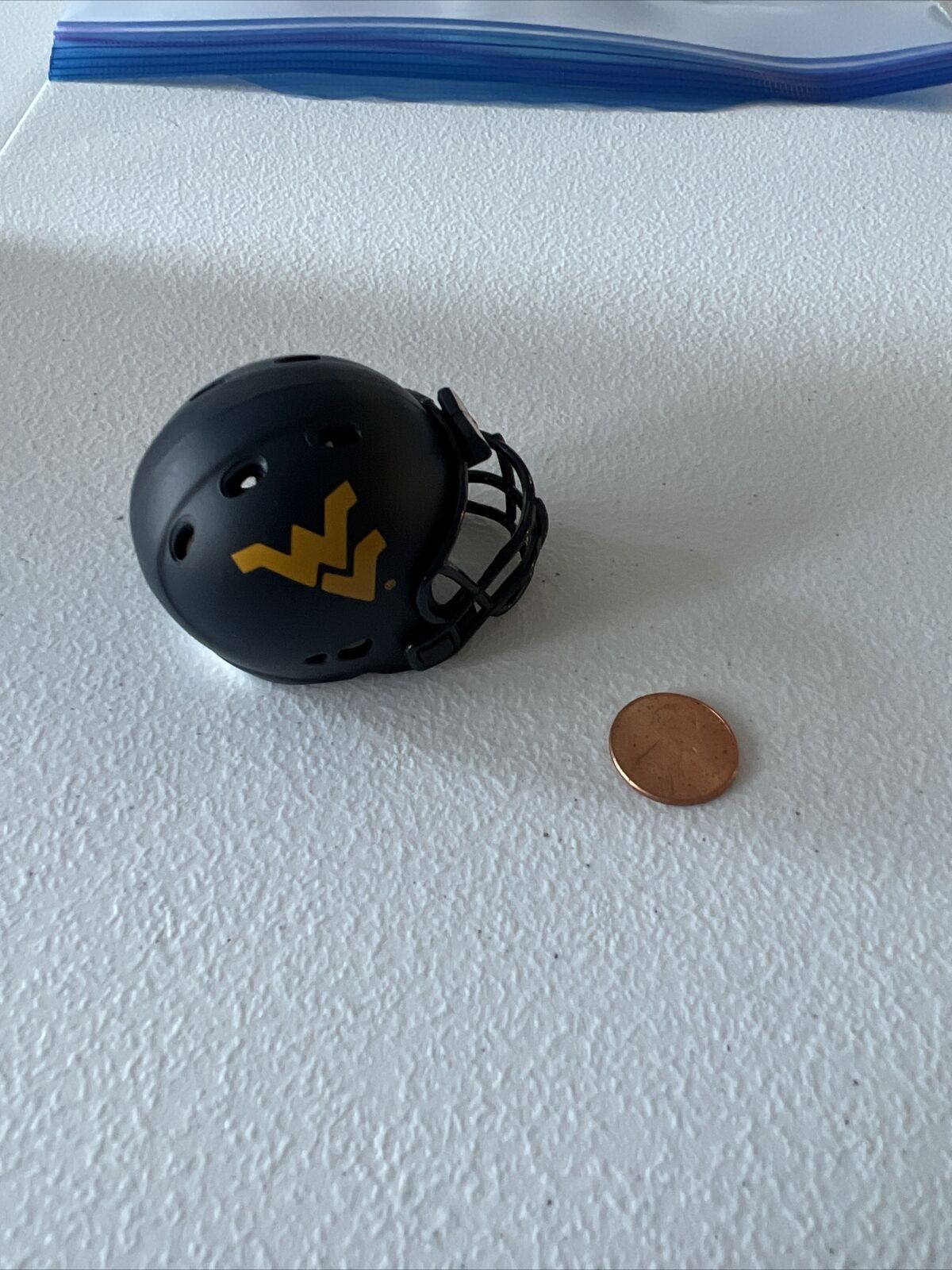 NCAA West Virginia Riddell Brand Licensed May 2015 Mini Helmet Pocket Pro