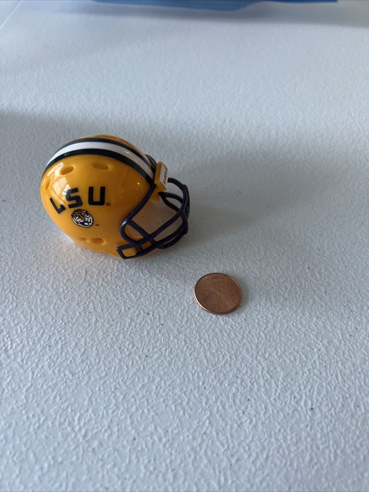 NCAA LSU Tigers Riddell Brand Licensed May 2013 Mini Helmet Pocket Size New