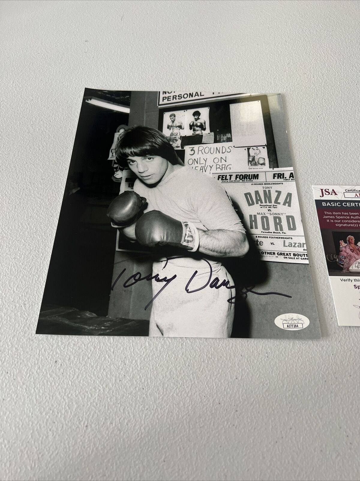 Tony Danza boxing Autographed Signed 8x10 B&W Photo JSA COA #AI77264