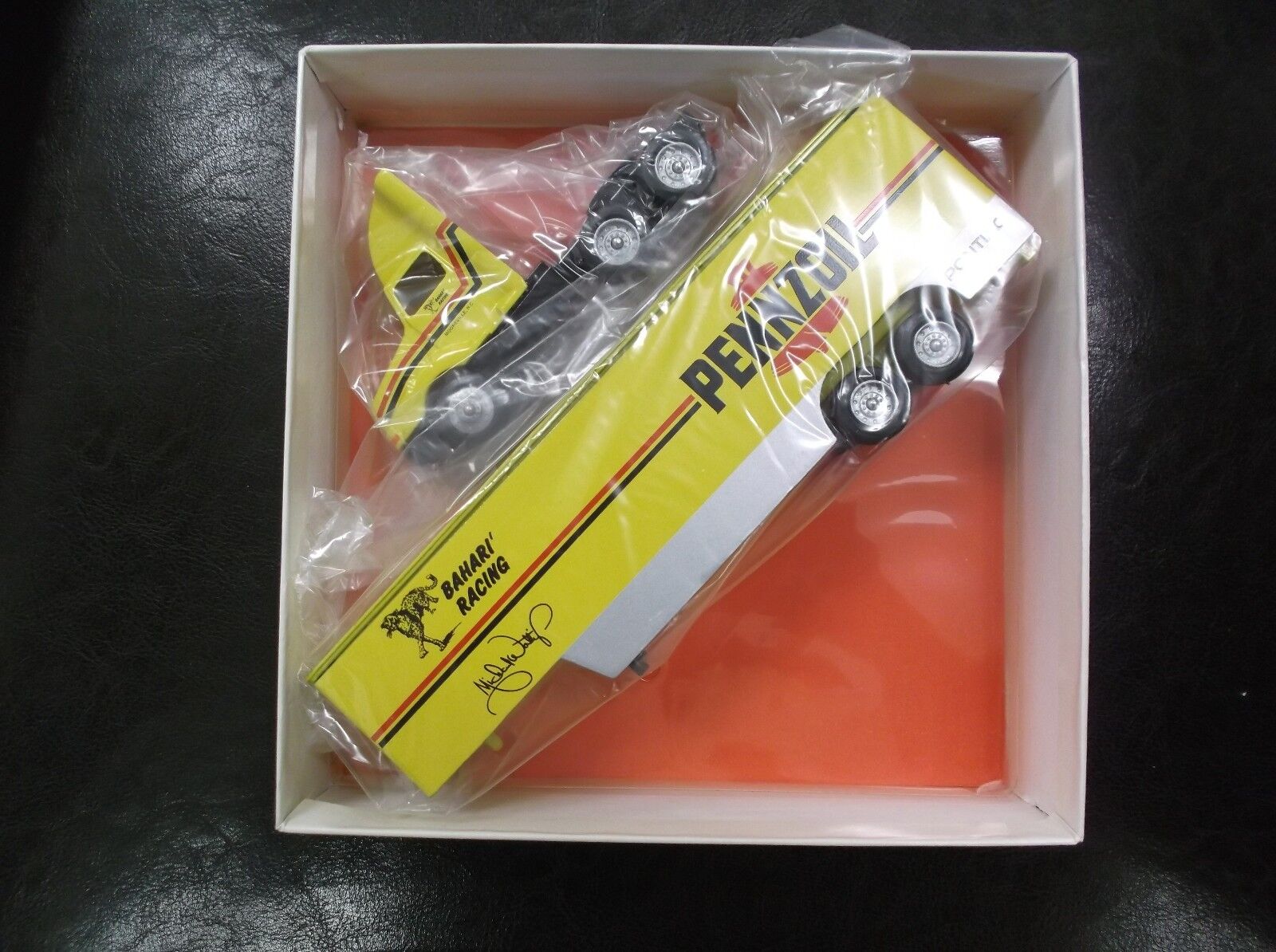 Michael Waltrip WINROSS Racing Scene Pennzoil Transport Truck NIB