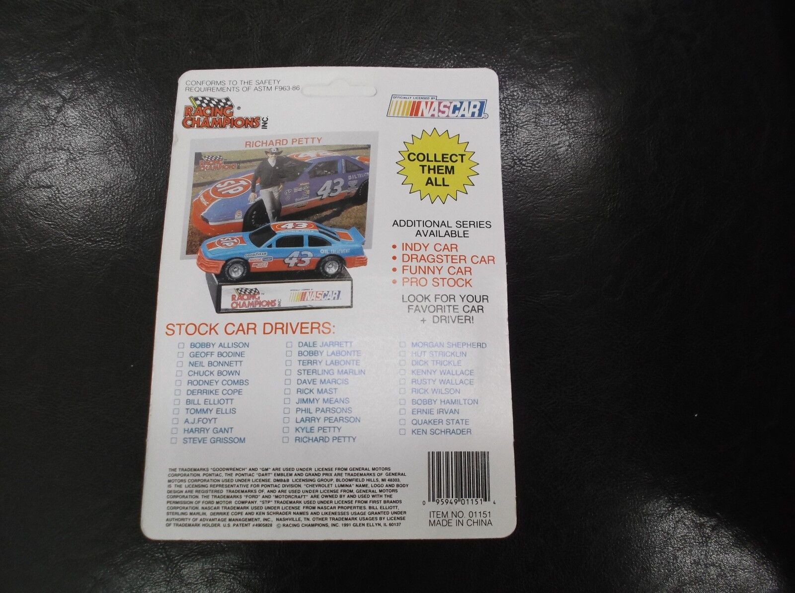 Rick Mast  #1 Stock Car 1:64 Diecast Replica 1991 Racing Champions NASCAR