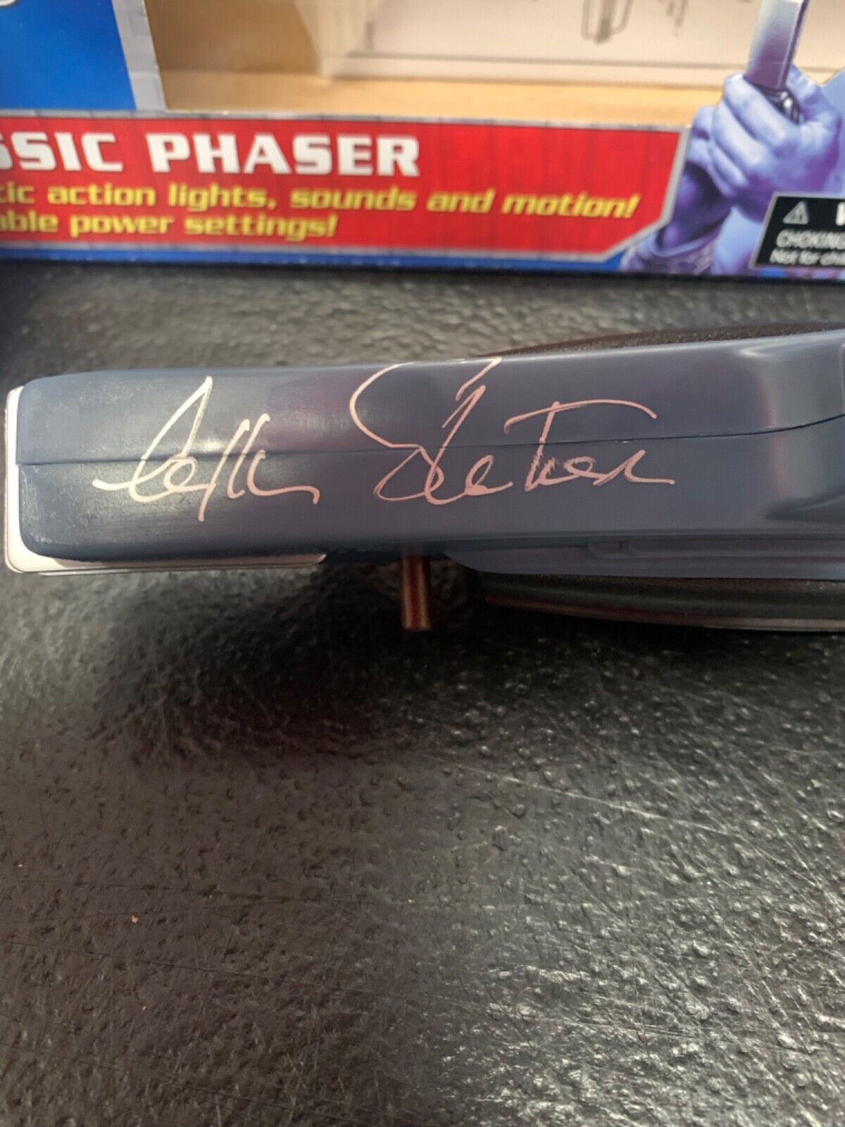 William Shatner Signed Star Trek Classic Phaser Captain Kirk JSA