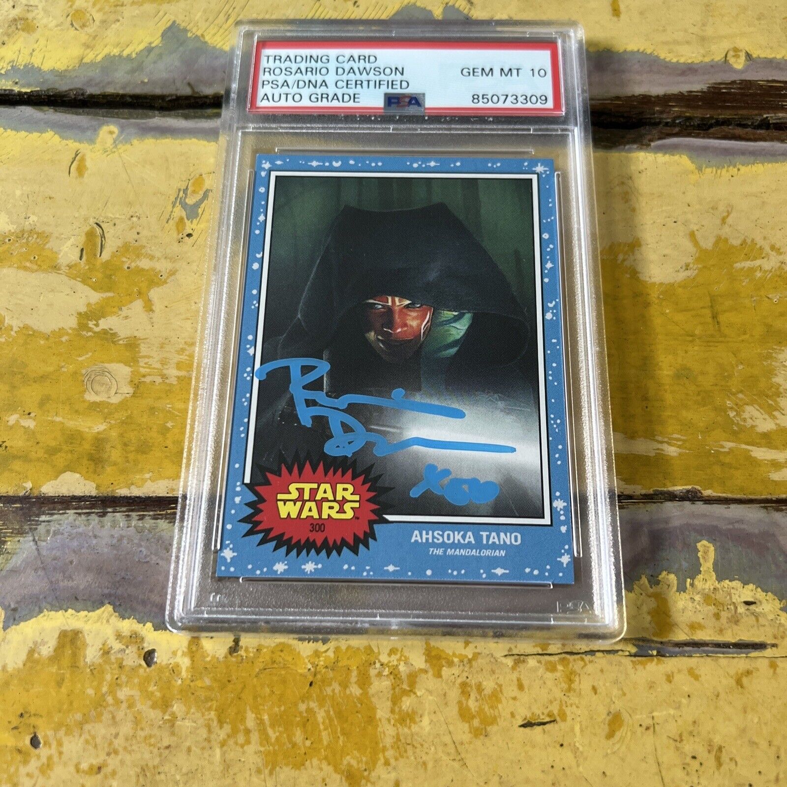 Rosario Dawson "Actor" Autographed Signed SW Topps Living Set Card PSA GEM 10