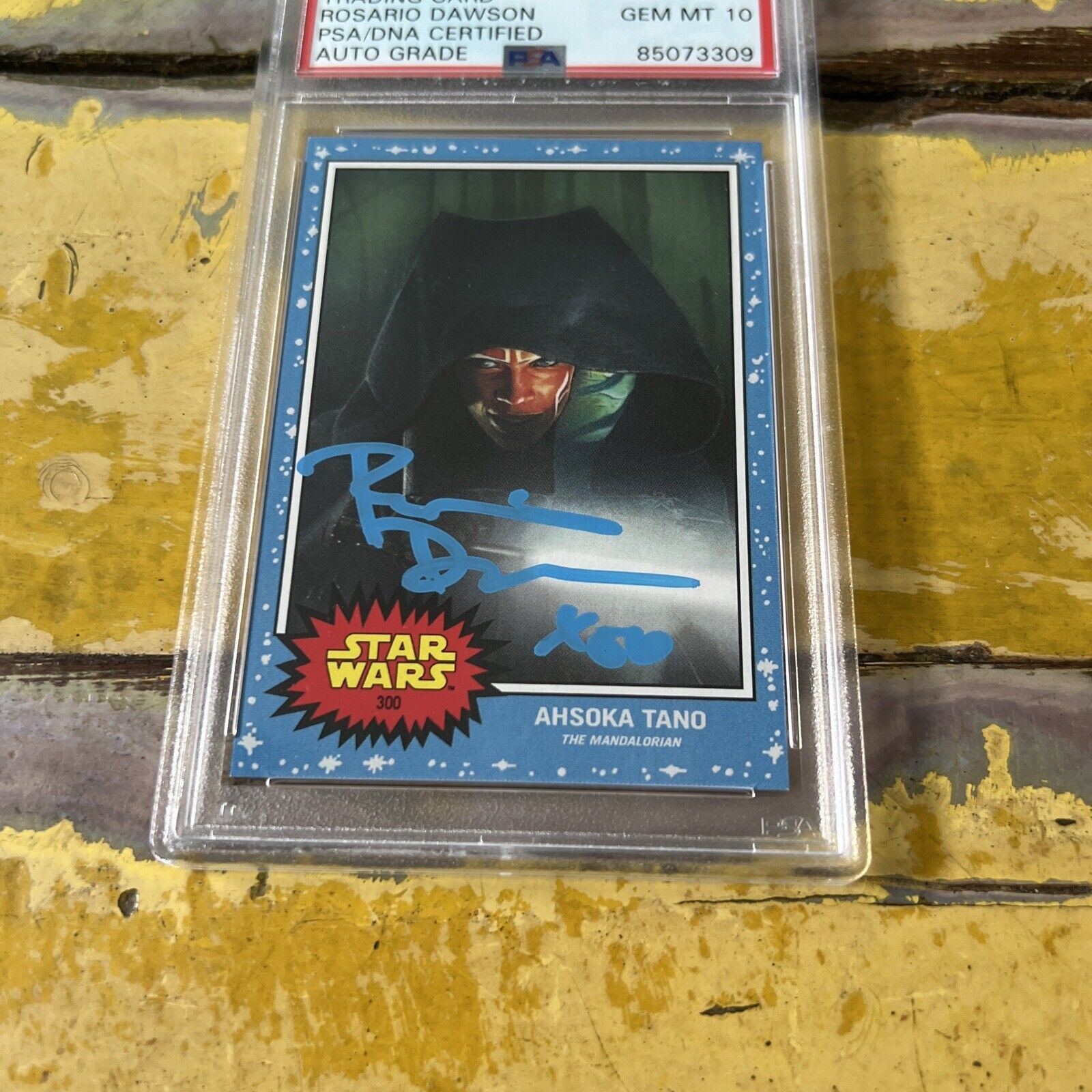 Rosario Dawson "Actor" Autographed Signed SW Topps Living Set Card PSA GEM 10