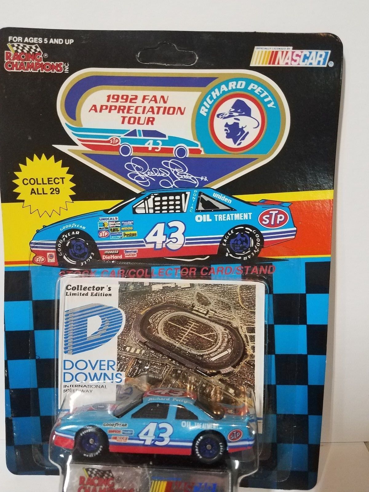 Richard Petty #43 1992 Fan Tour Die Cast CAR Dover Downs SpeedwayNEW