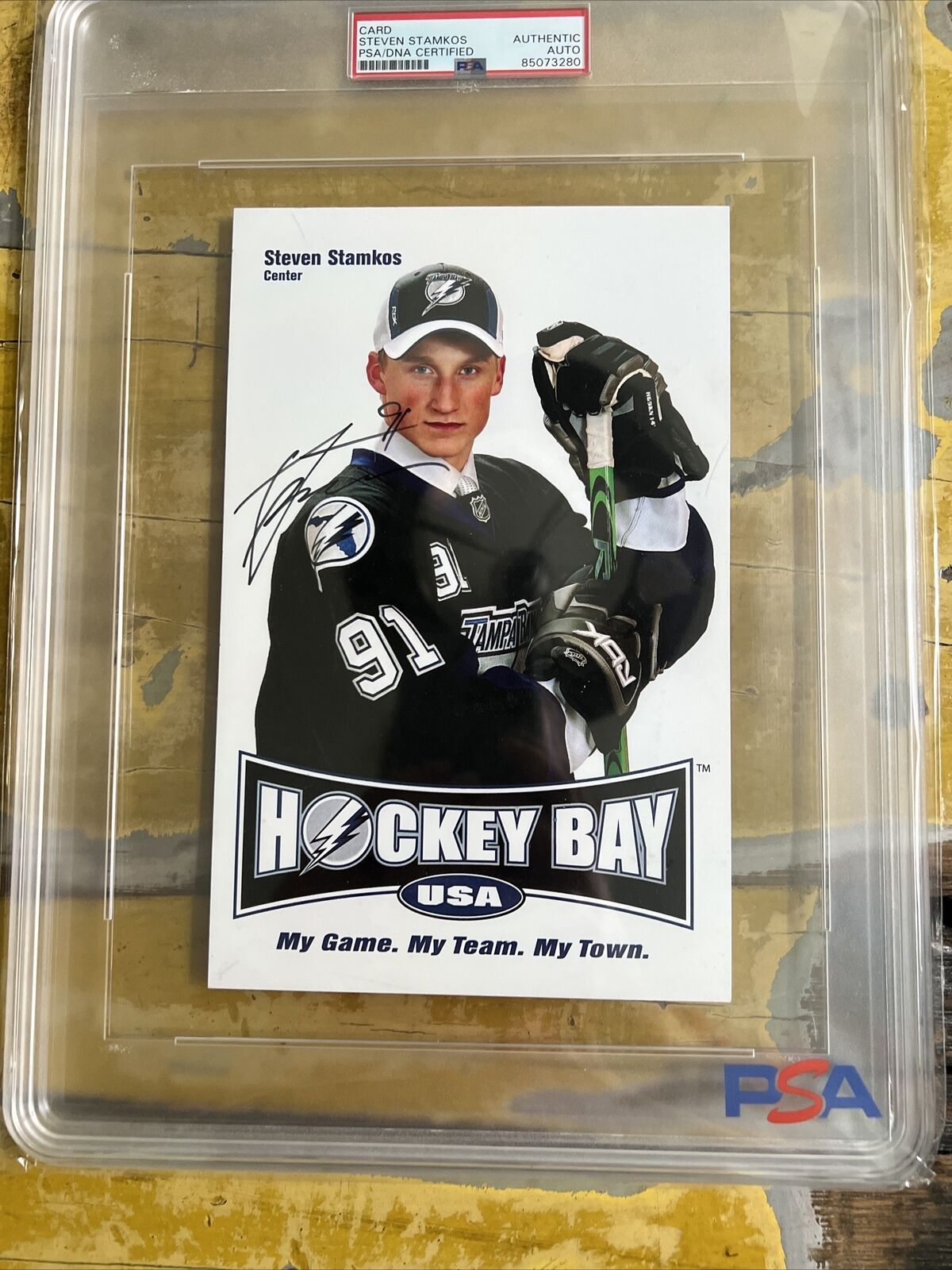 NHL Steven Stamkos Rare Autographed Signed Rookie Team Issued  Card PSA Slab