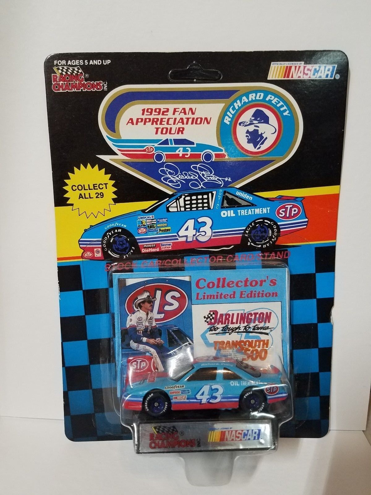 Richard Petty #43 1992 Fan Tour Die Cast CAR Darlington Track NEW