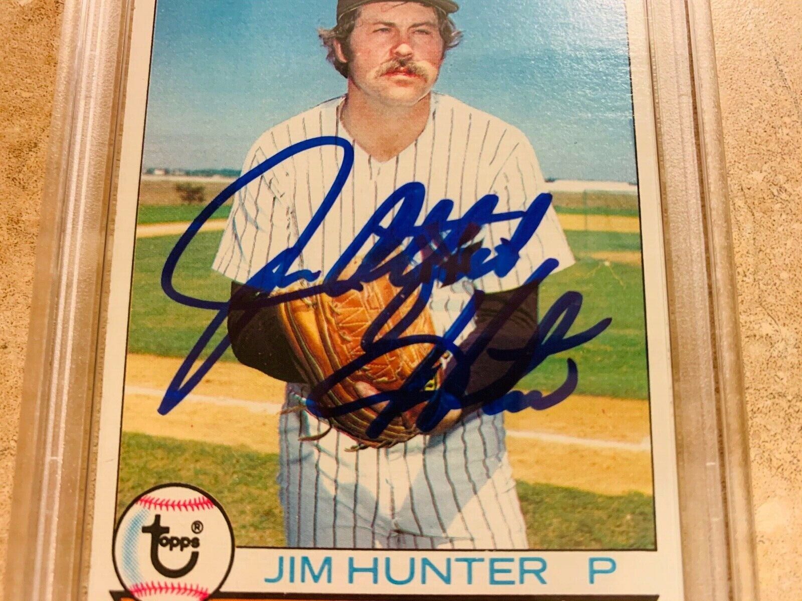 Jim Catfish Hunter Autographed 1979 Topps Baseball Card PSA Slabbed Certified