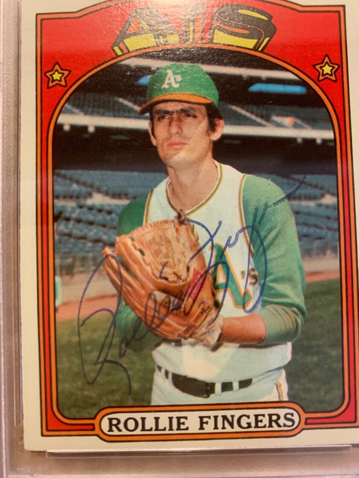 Rollie Fingers Autographed 1972 Topps Card #241 PSA Certified & Slabbed