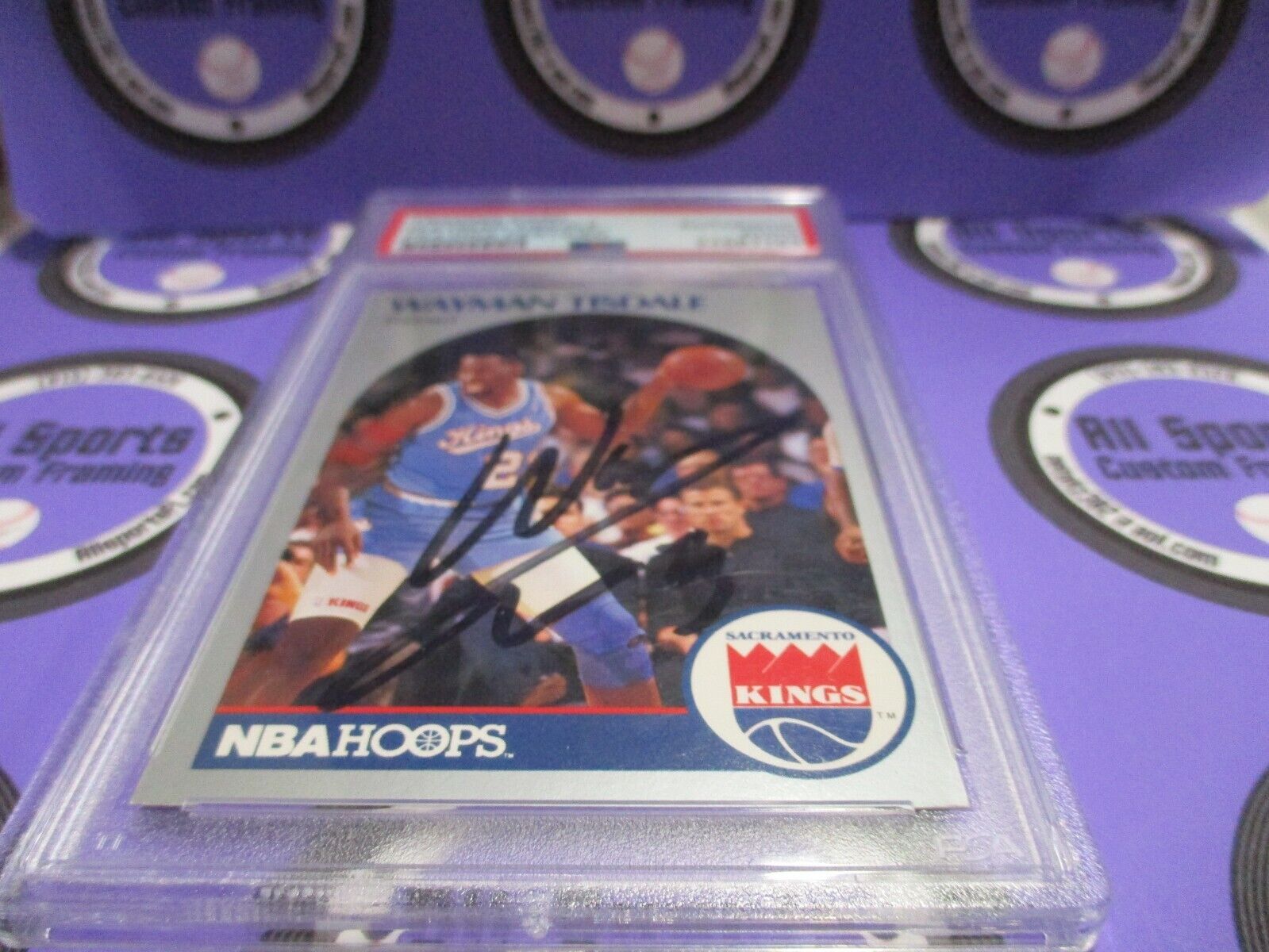 Wayman Tisdale Kings Autographed Signed 1991 NBA Hoops Card #216 PSA Slab