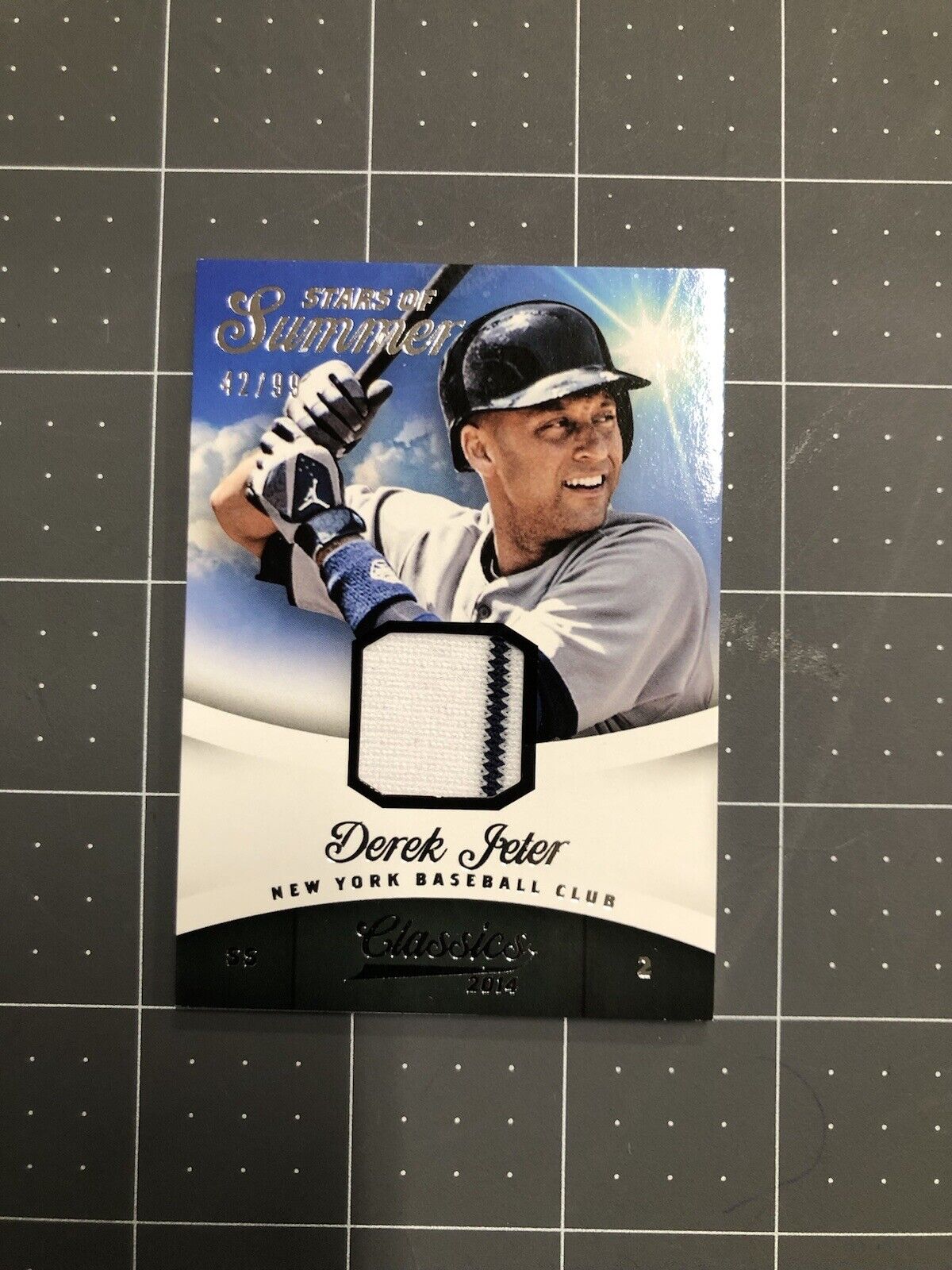 DEREK JETER 2014 Classics Stars of Summer Jersey Pinstripe 42/99 2 Color Swatch