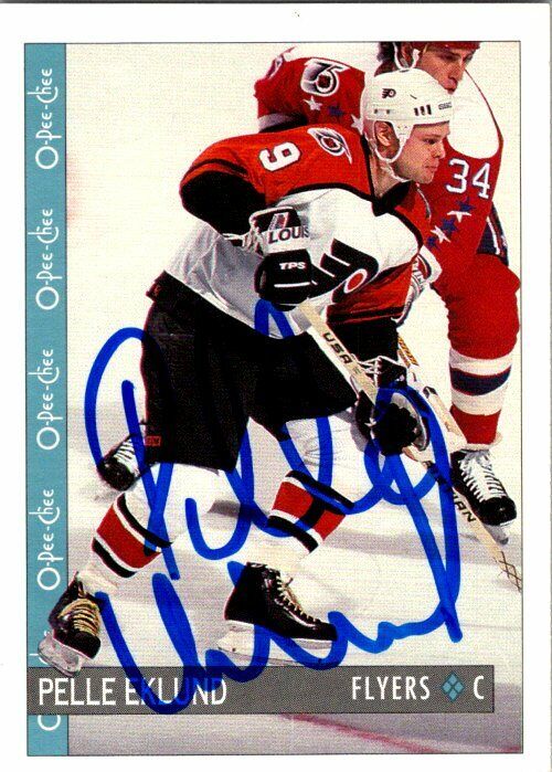 Pelle Eklund Philadelphia Flyers Hand Signed 1992-93 OPC Card #242 in NM-MT