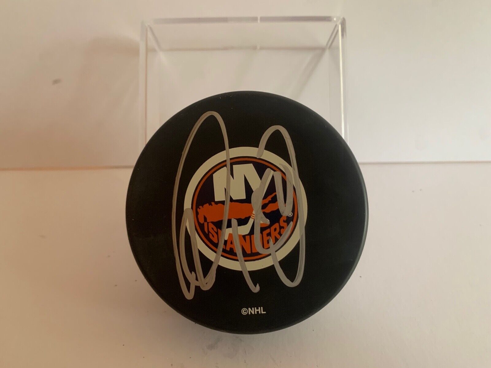 Richard Park Autographed Official NHL Hockey Puck New York Rangers Logo