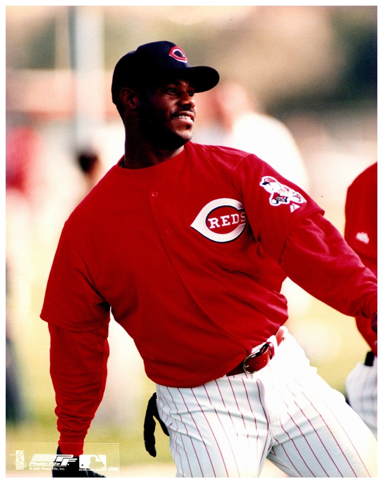 Ken Griffey Jr. Cincinnati Reds 8x10 Sports Photo A Unsigned