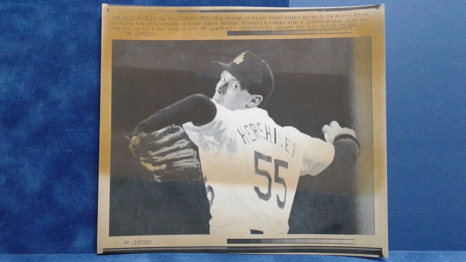 Orel Hershiser Laser  7x9 AP Photo Leaf Desk