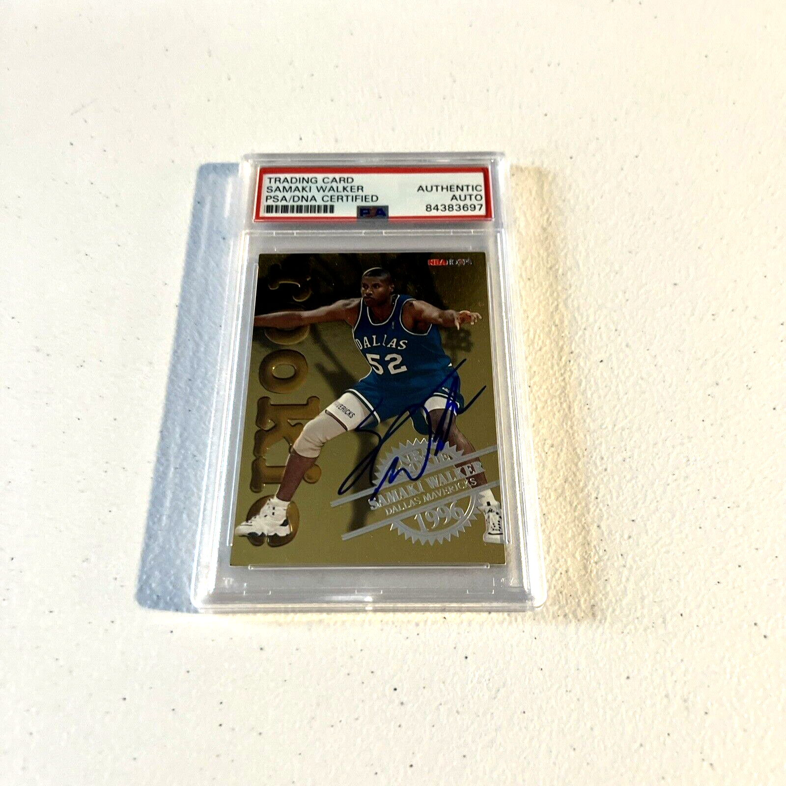 Samaki Walker Autographed Signed 1997 Fleer Skybox RK Card #27/30 PSA Auth Slab