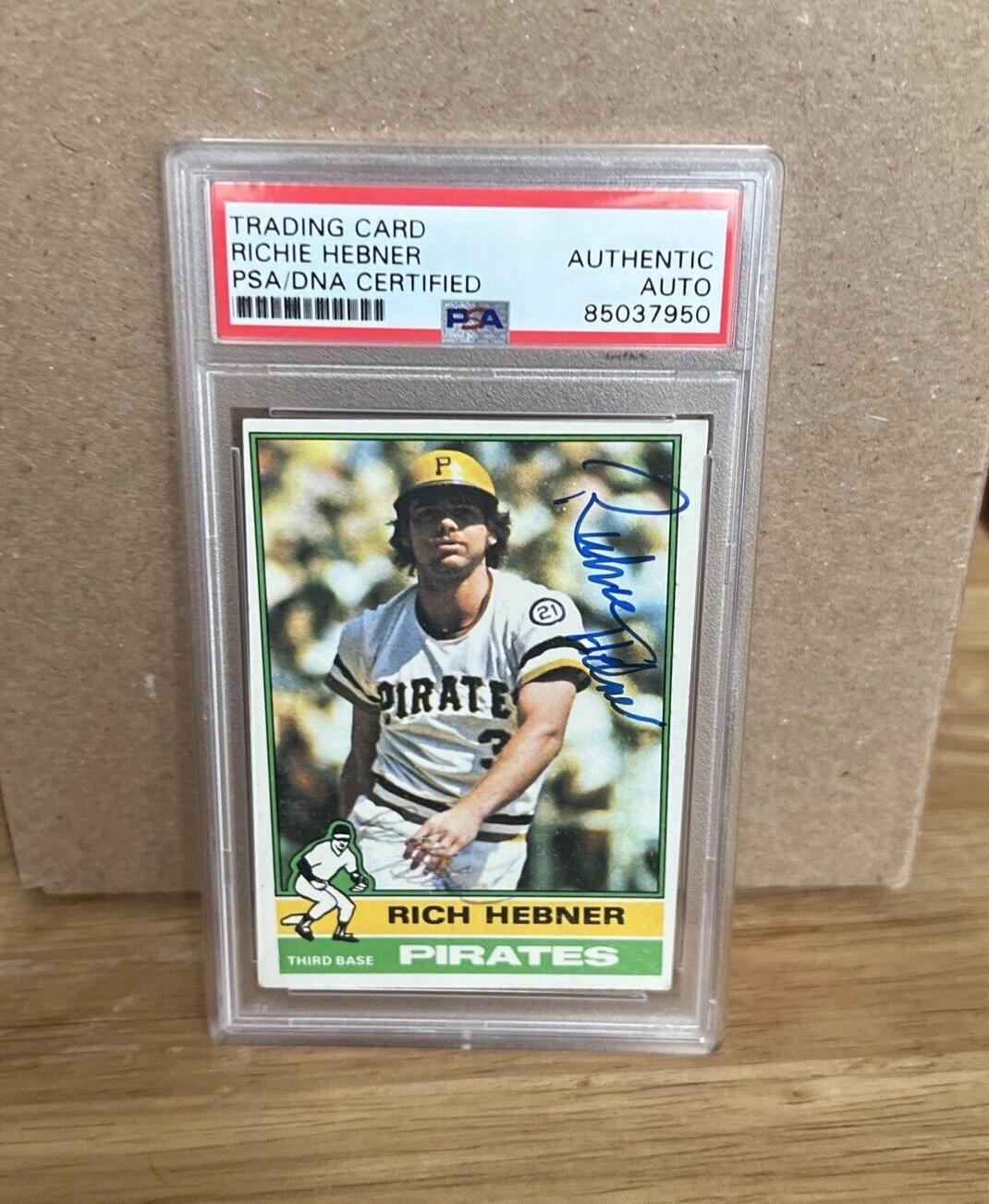 Richie Hebner Pirates Autographed Signed 1976 Topps Card #376 PSA Auth. Slab