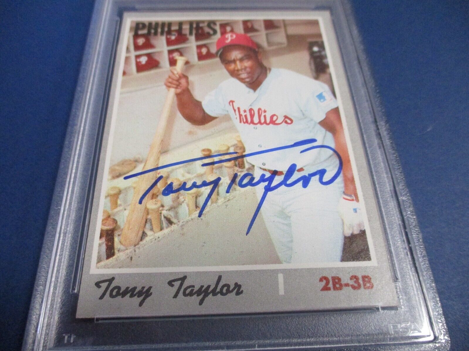 Tony Taylor Phillies Autographed Signed 1970 Topps Card #324 PSA Slab