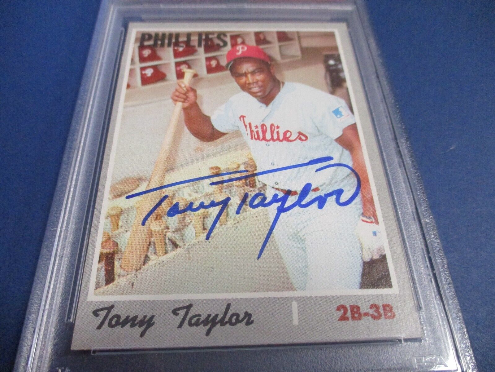 Tony Taylor Phillies Autographed Signed 1970 Topps Card #324 PSA Slab