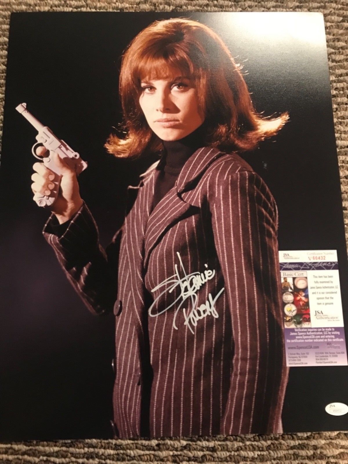 Stephanie Powers Signed 16x20 Photo JSA COA Hart to Hart