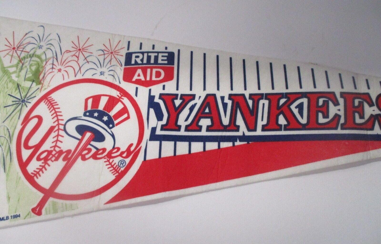 New York Yankees Trench MFG 1994 Rite Aid MLB Official Genuine Pennant