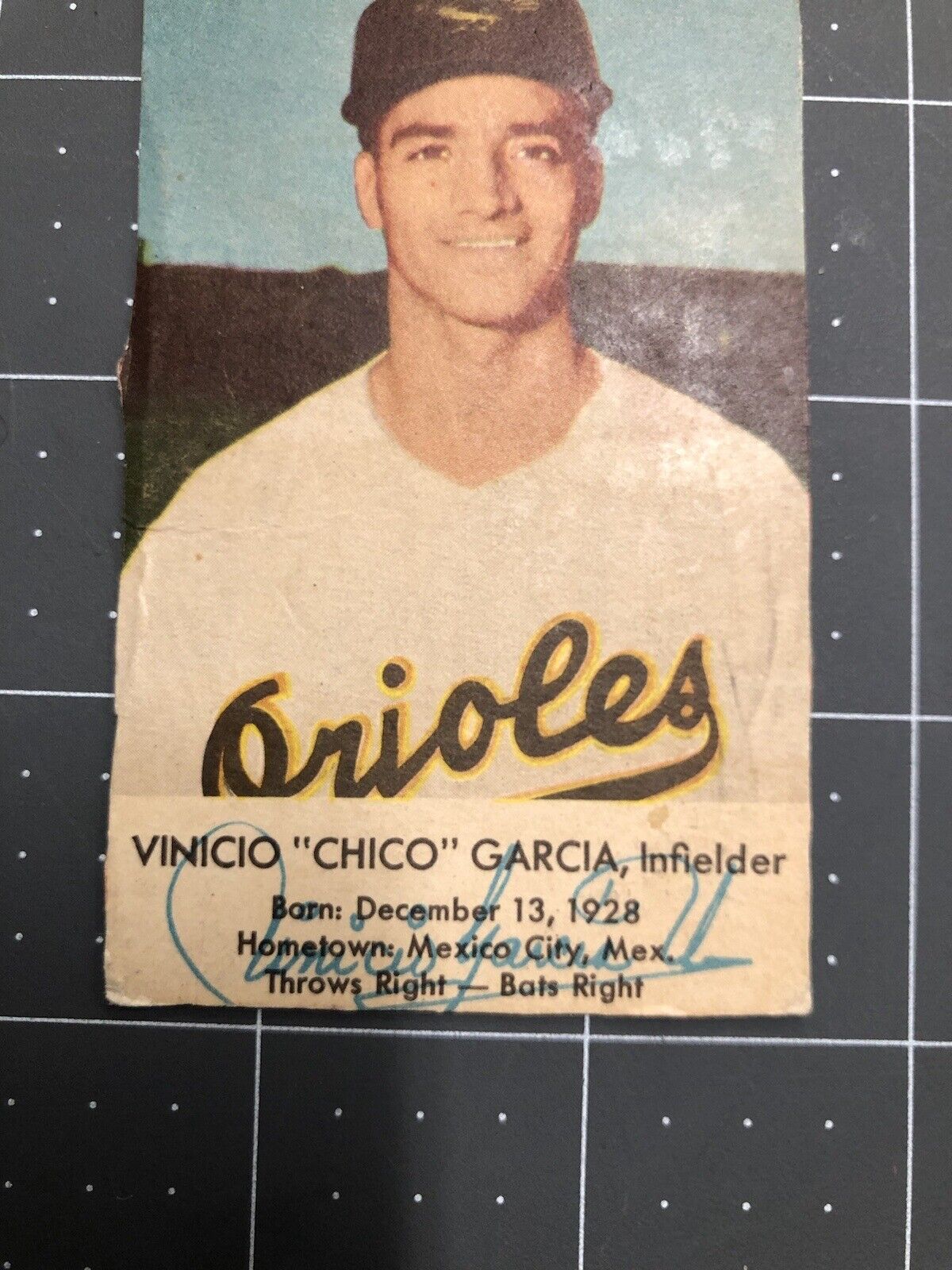 1954 Esskay Meats Vinicio Chico Garcia Orioles RARE Nice Card VG