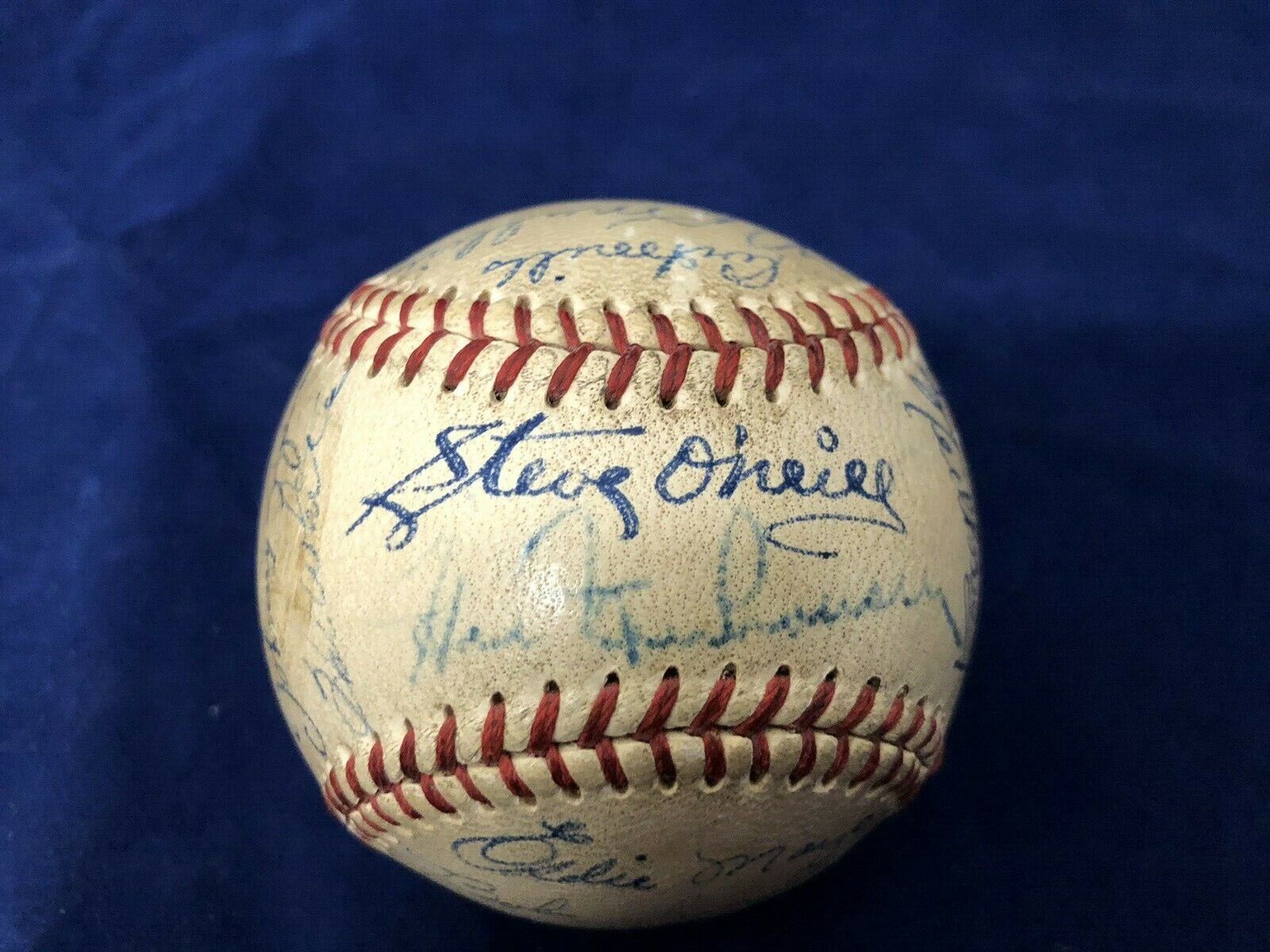 1948 Detroit Tigers Team signed baseball O'Neill Newshouser 25 autos Nice ball