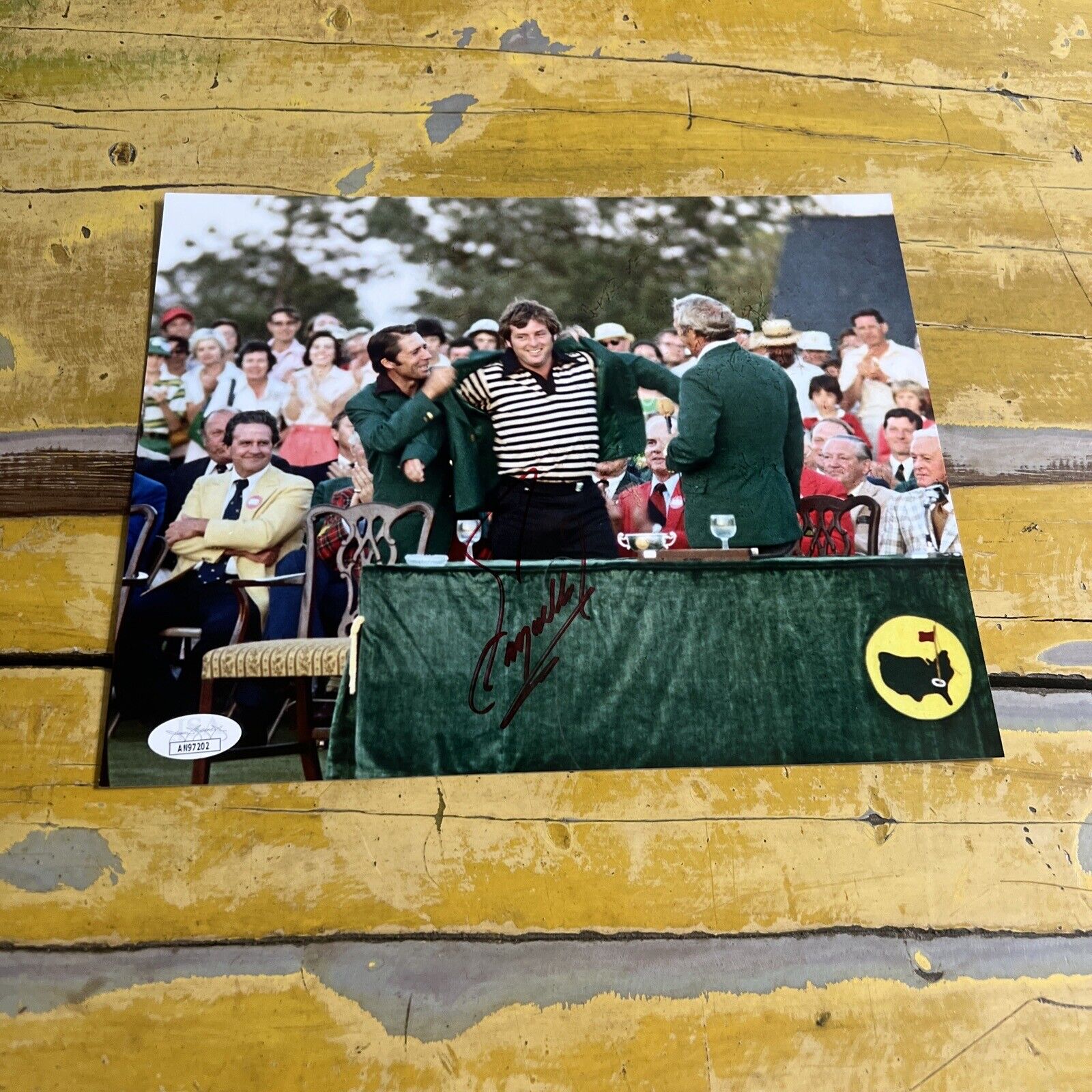 PGA Golf Masters Champion Fuzzy Zoeller Autographed Signed 8x10 Photo JSA COA