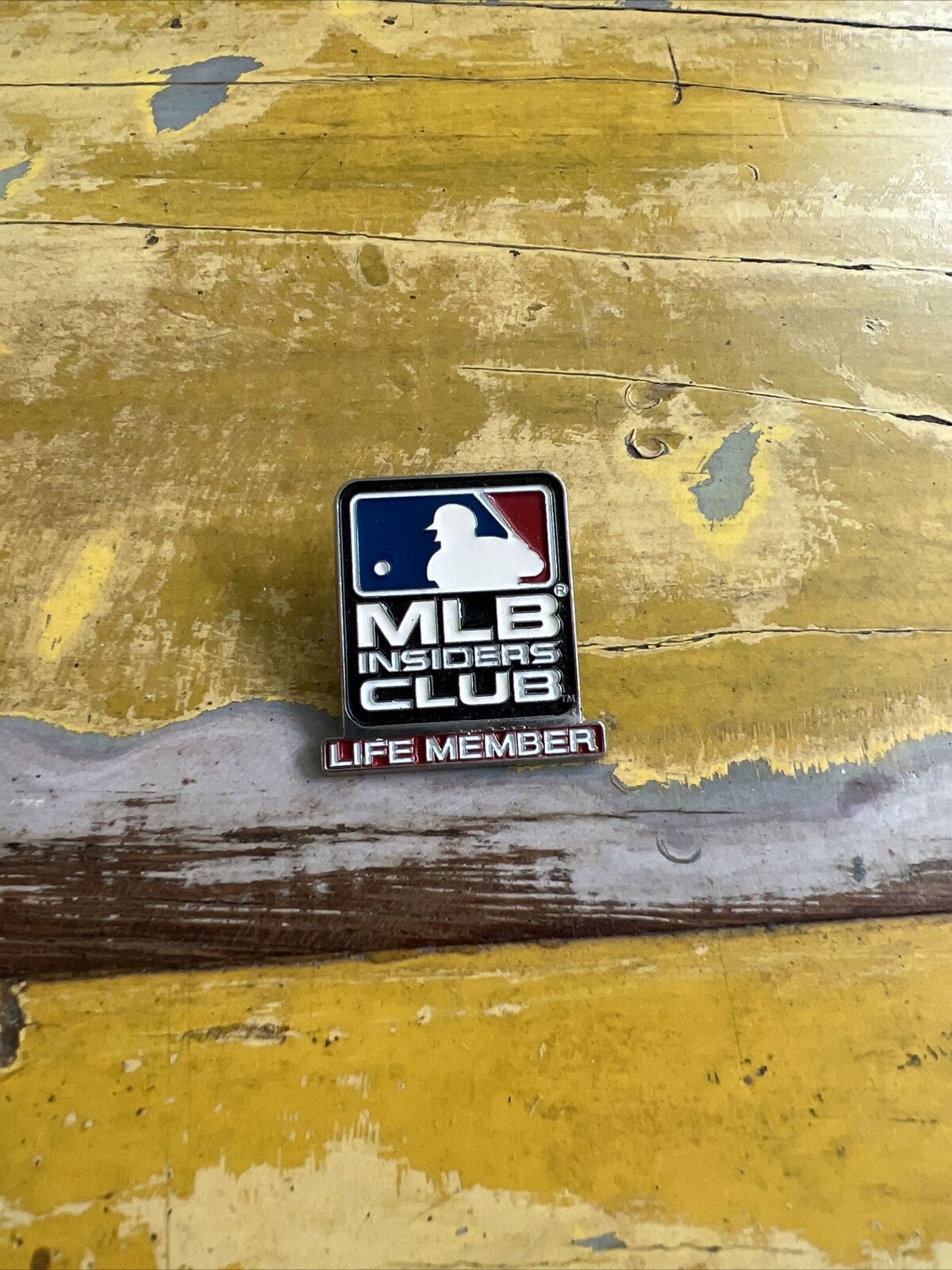 MLB Insiders Club Life Member Pin Size 1 x 1 Inch