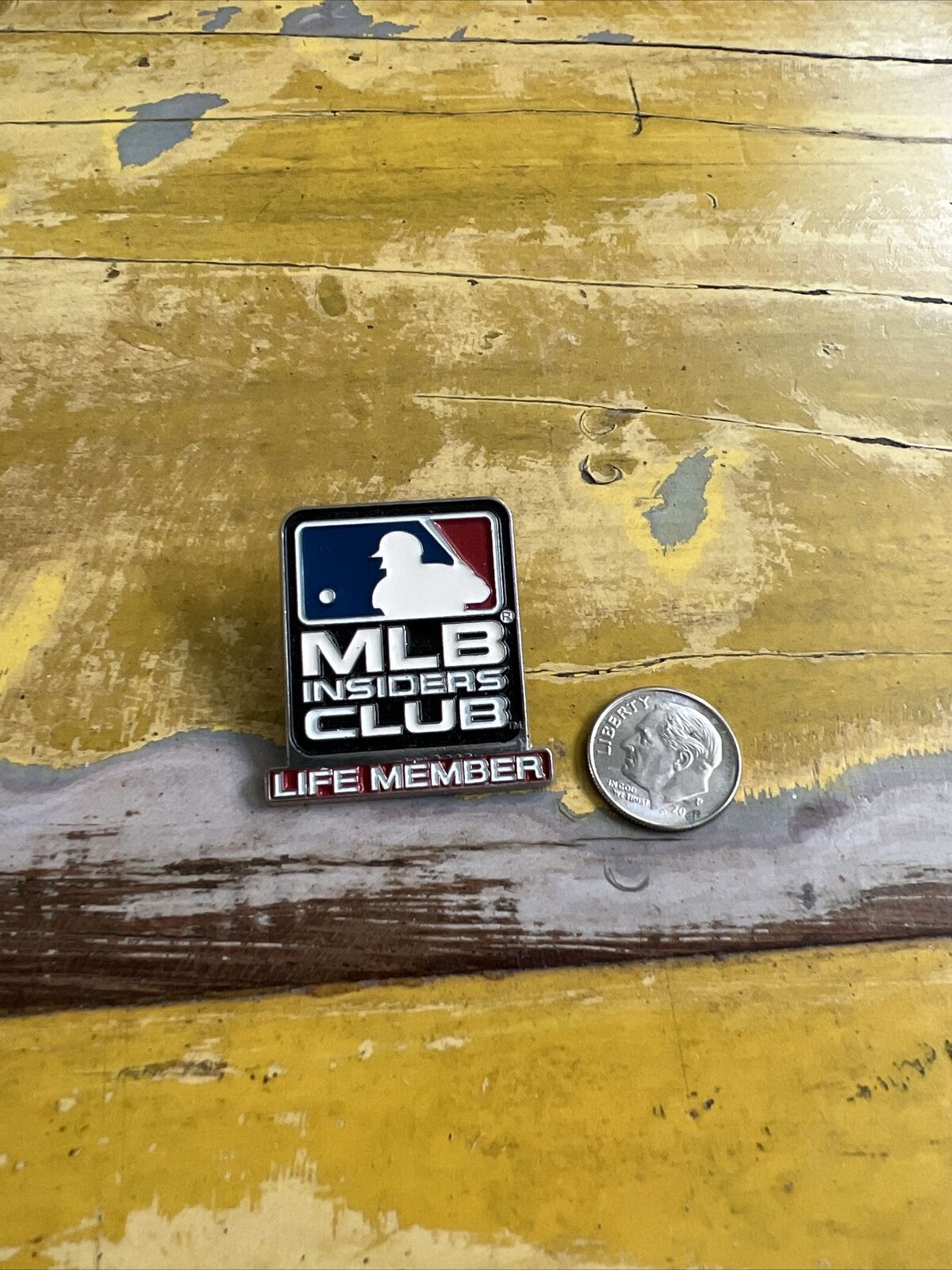 MLB Insiders Club Life Member Pin Size 1 x 1 Inch