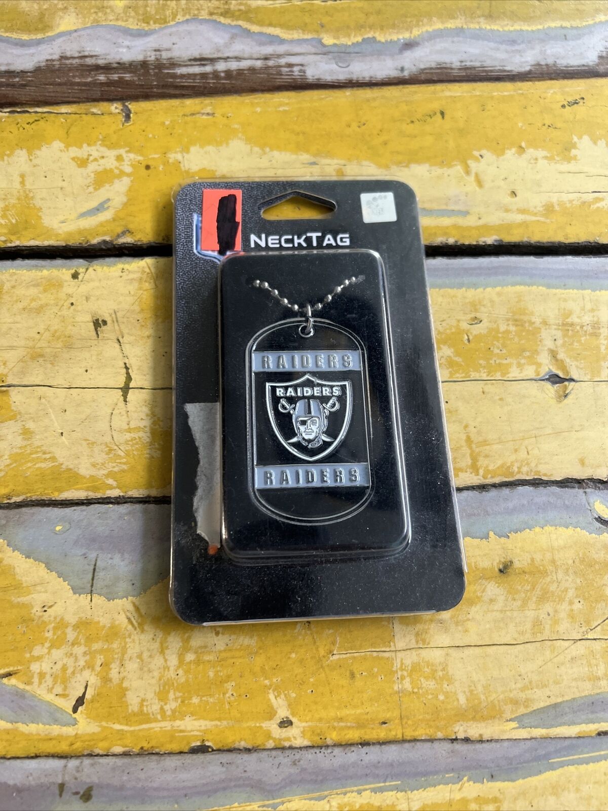 NFL Neck Tag Oakland Raiders Licensed New In Package By Siskiyou engravable