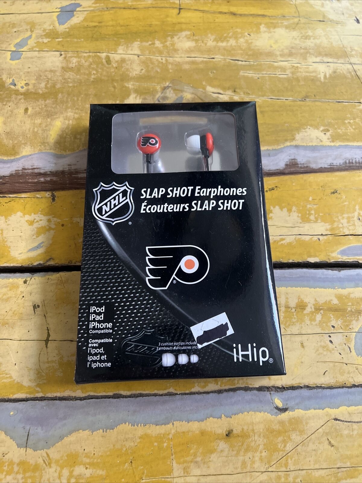 NHL Philadelphia Flyers Slap Shot Earphones Licensed New In Package