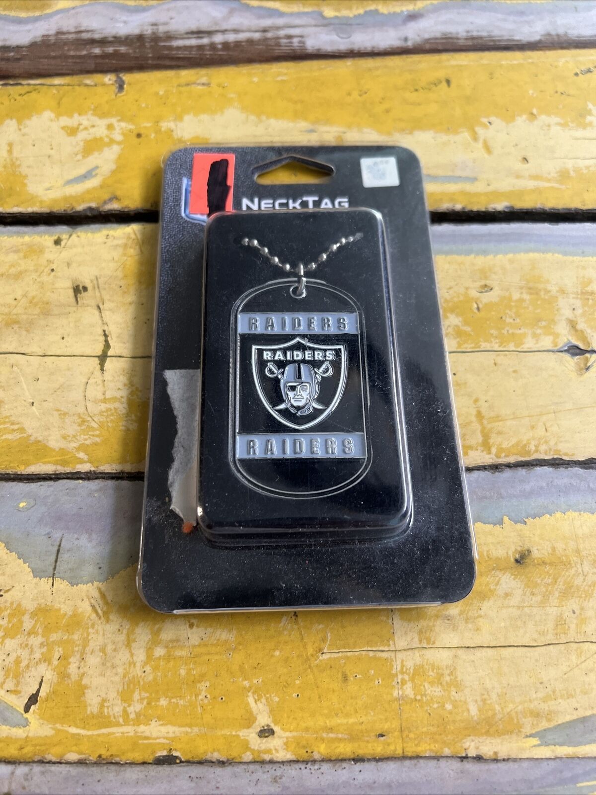 NFL Neck Tag Oakland Raiders Licensed New In Package By Siskiyou engravable