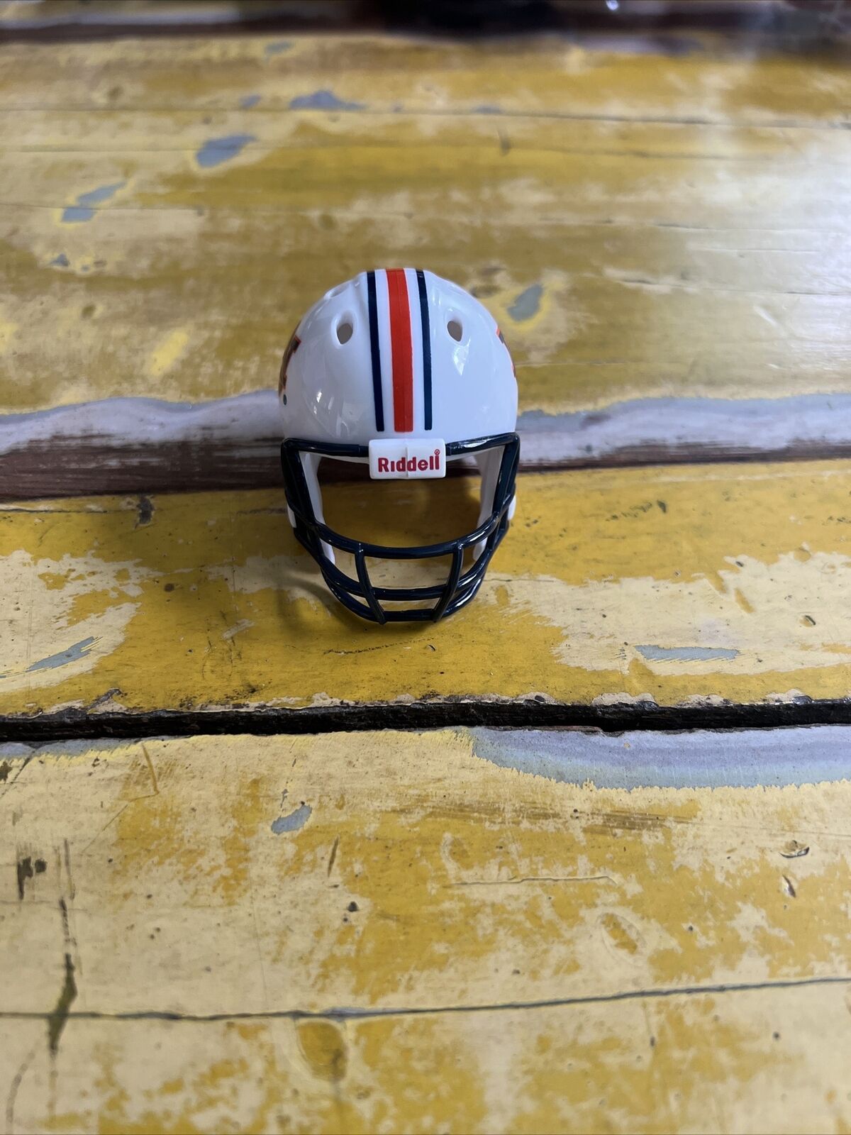 NCAA Auburn Tigers Riddell Pocket Size Helmet 2015