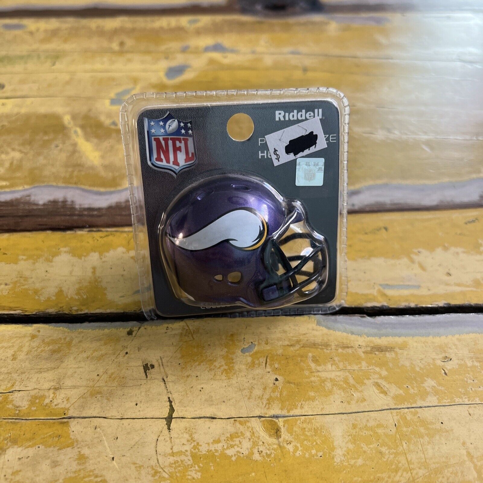 NFL Minnesota Vikings Riddell Brand Pocket Size Helmet New In Package  2014