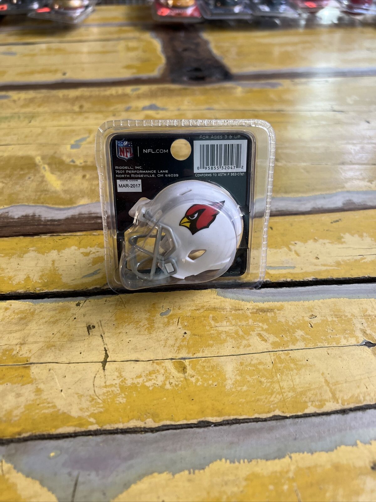 NFL Arizona Cardinals Riddell Pocket Size Helmet New In Package Licensed 2017