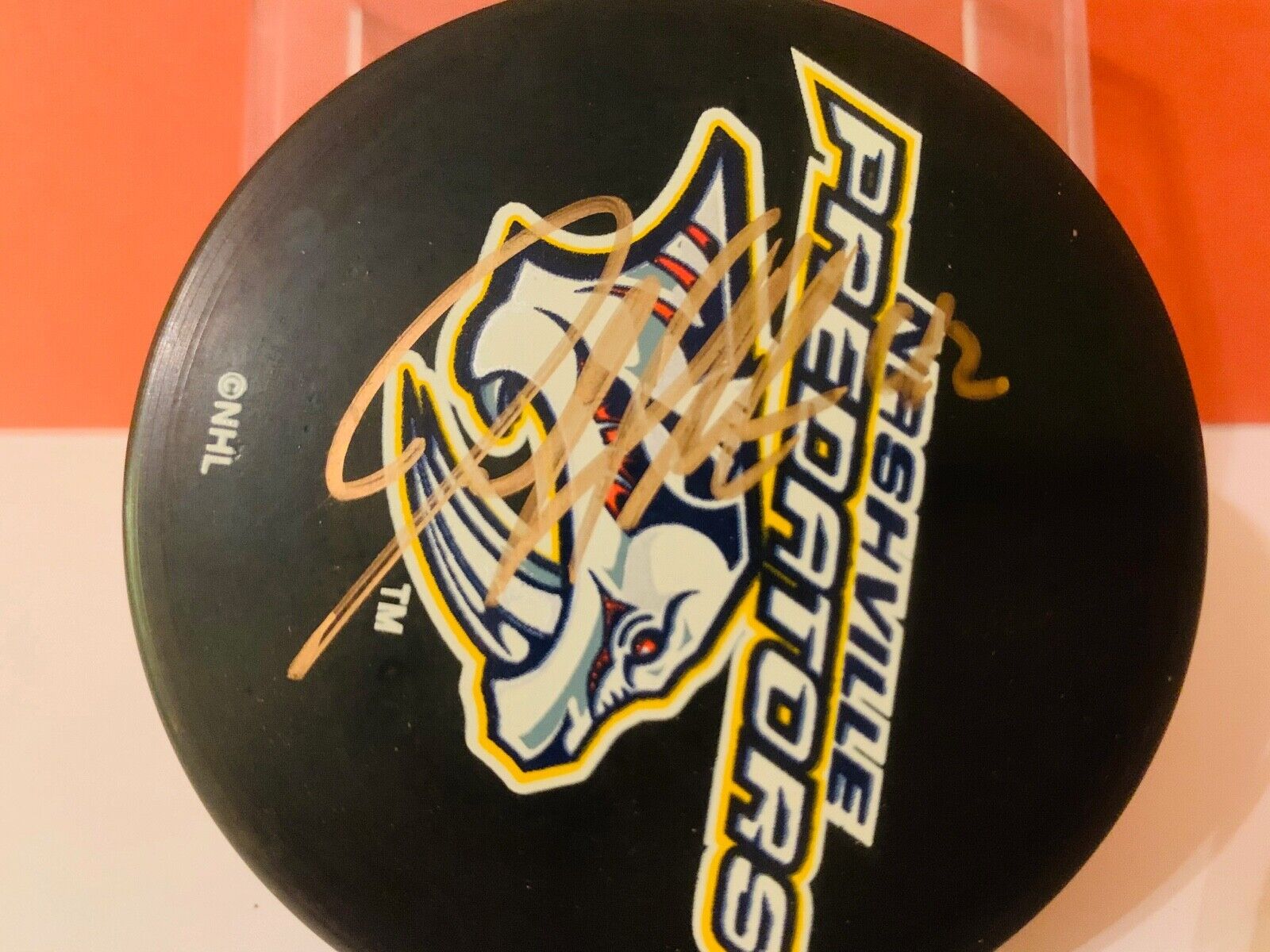 Jerred Smithson Autographed Official NHL Hockey Puck Nashville Predators Logo